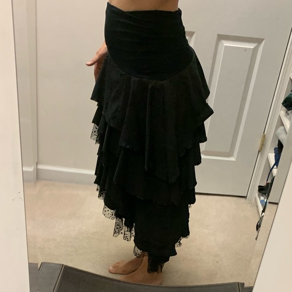 Black layers broderie party/elegant skirt - Picture 2 of 4